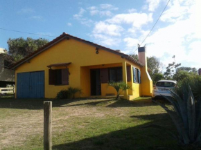 Гостиница Casa Benjaim  Пунта Дель Диабло